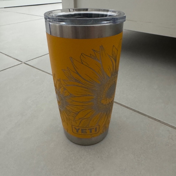 20 oz custom engraved yeti, alpine yellow - Picture 2 of 2